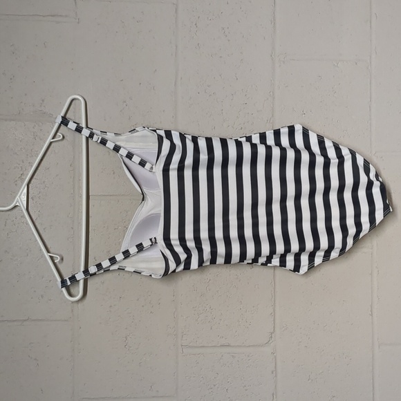 Women's Striped Black and White Vintage Style Swimsuit Size Small - Picture 6 of 7